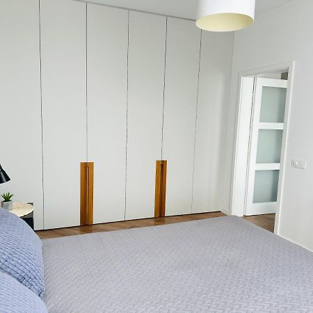 شقة Butas Paciame Siauliu Miesto Centre Šiauliai المظهر الخارجي الصورة
